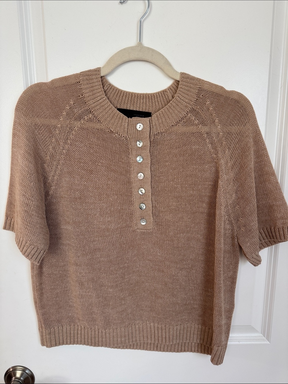 Zara Short-Sleeve Ribbed Crew Sweater in Camel